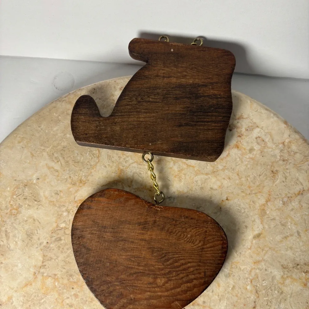 Vintage Hanging LOVE Photo Frames OS Brown Vintage Wood Rustic Heart 4-Opening